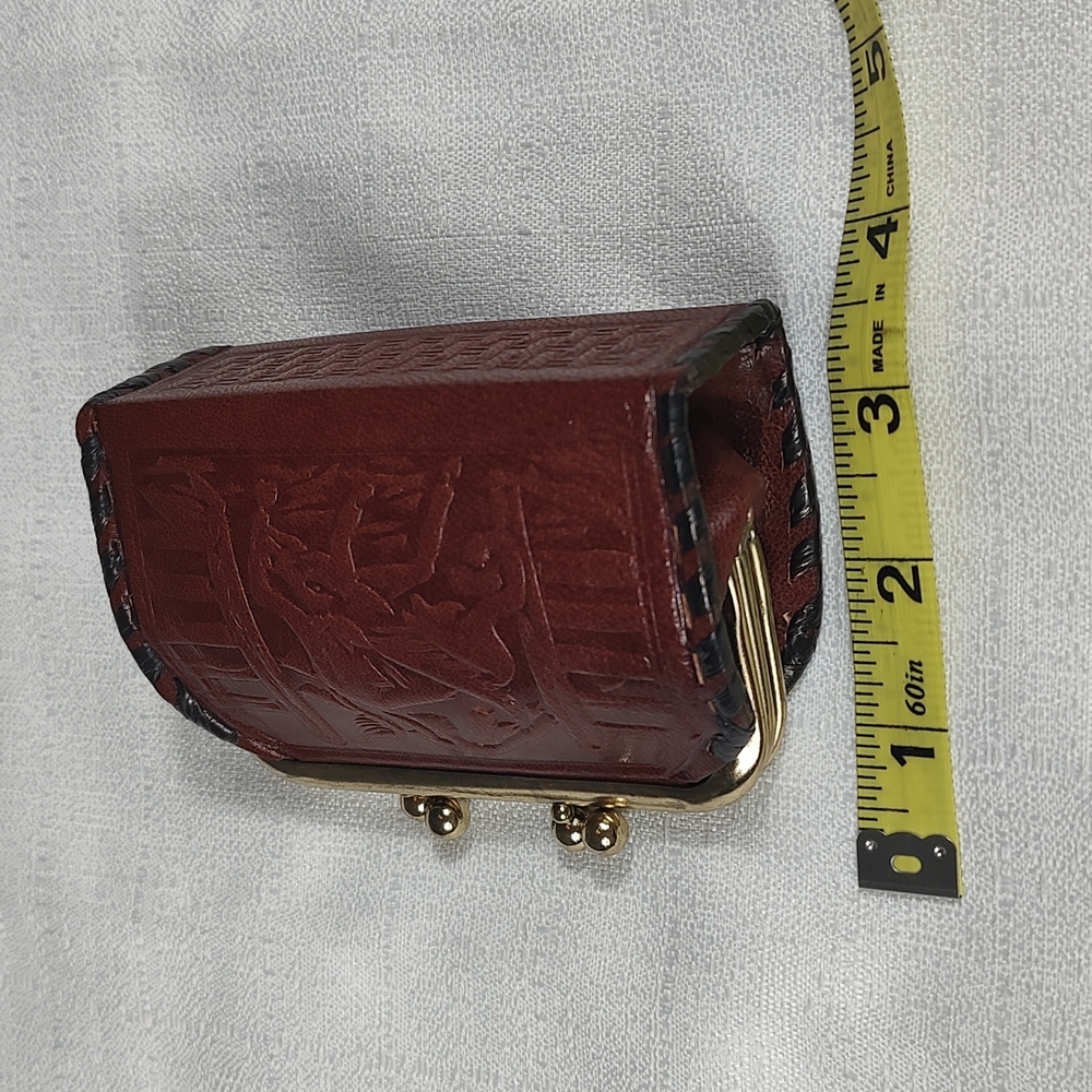 Small Cowhide Leather Money Coin Purse Metal Clasp Closer Square Bottom - Picture 10 of 11